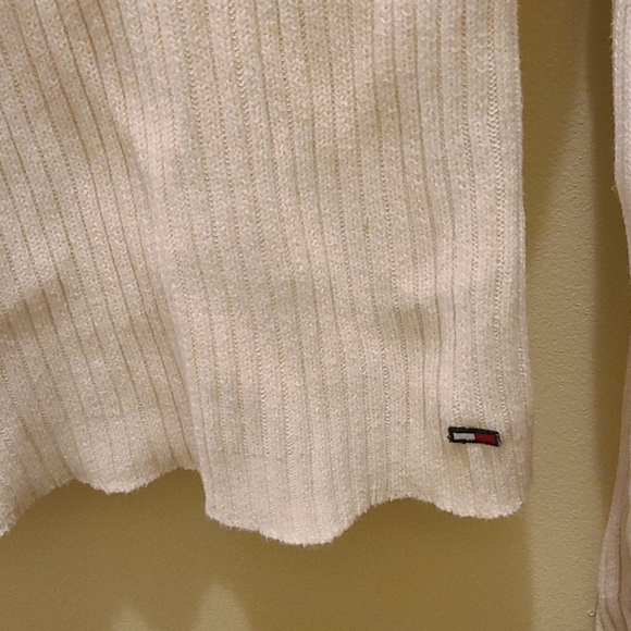 Tommy Hilfiger Sweater - Picture 5 of 6